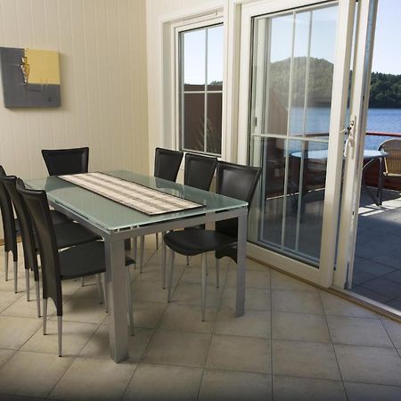 Mones Feriesenter Apartment Mandal Exterior foto
