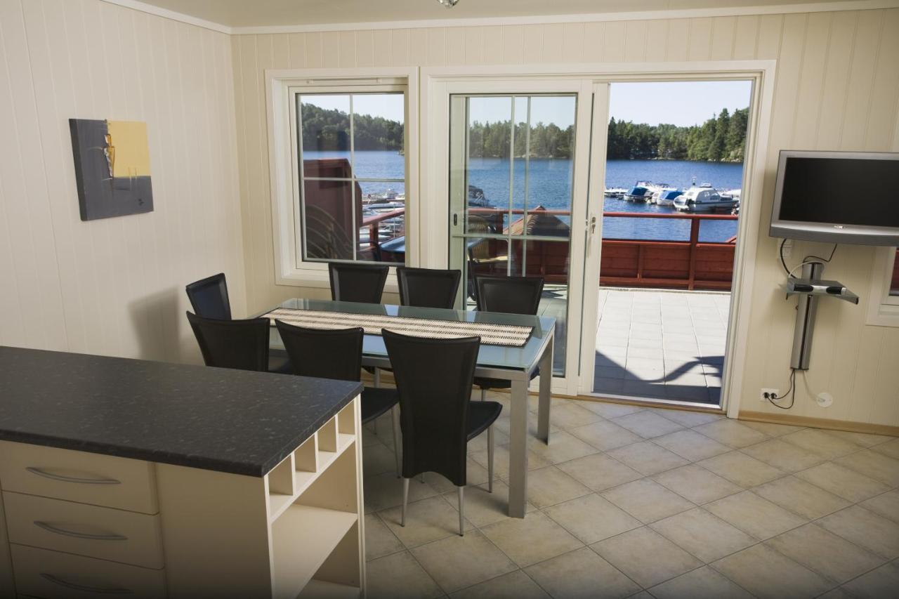 Mones Feriesenter Apartment Mandal Exterior foto